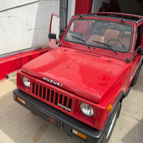 Suzuki Santana